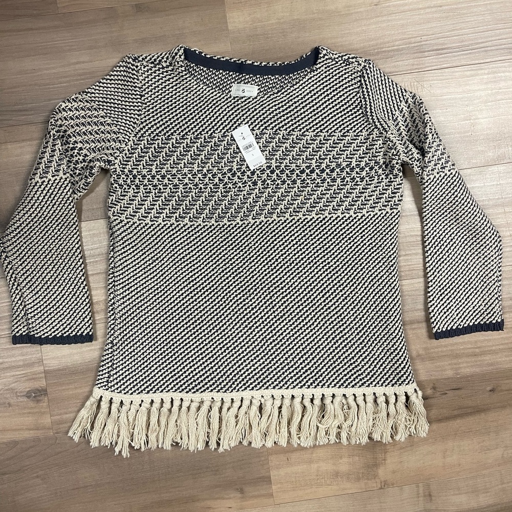 NWD: Lou & Grey Size Small Women’s Knit Grey and White 3/4 Sleeve Knit Sweater